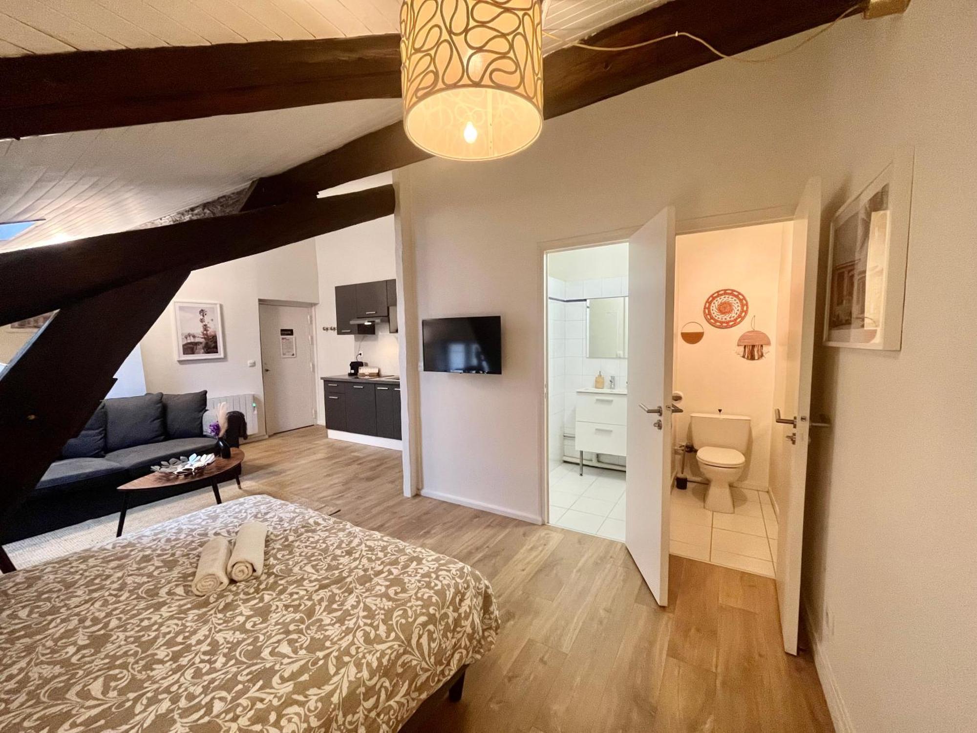 Suite Polka Lyon Zewnętrze zdjęcie