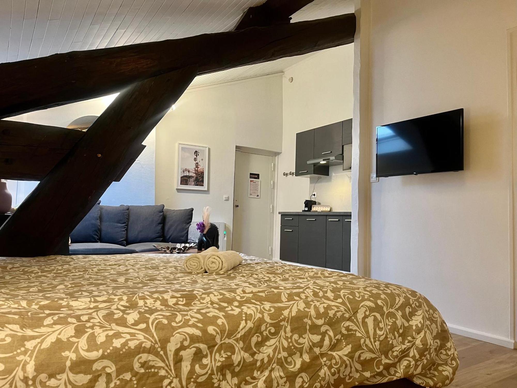 Suite Polka Lyon Zewnętrze zdjęcie